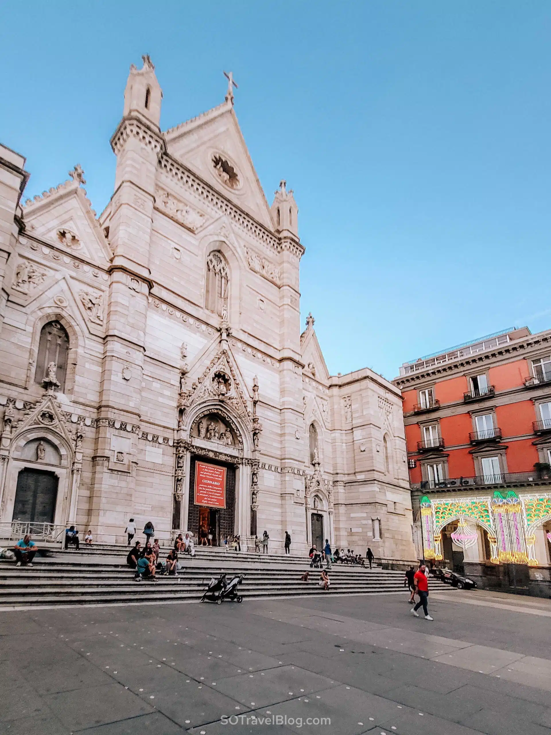 Duomo di Napoli - נאפולי